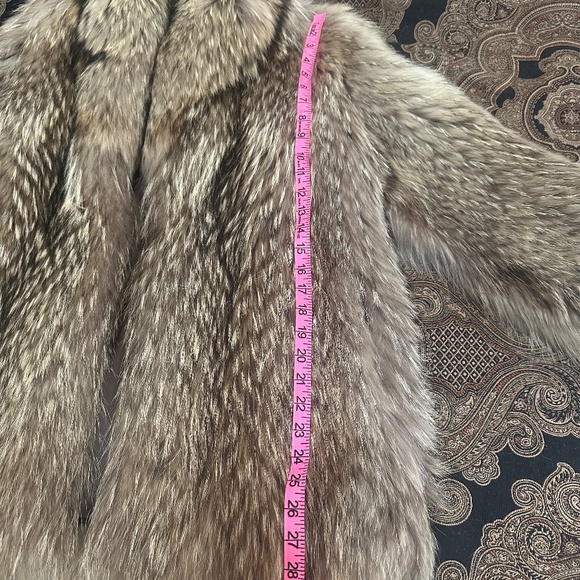 Finnish Raccon Fur Coat - Picture 5 of 6